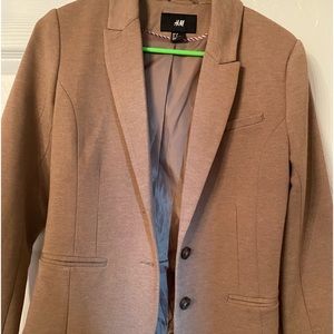 Women’s H&M blazer~ Sz 8~ tan~